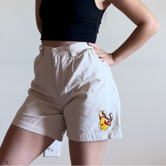 Vintage Disney Winnie The Pooh High Waisted Shorts Size 7/8 - Picture 2 of 10